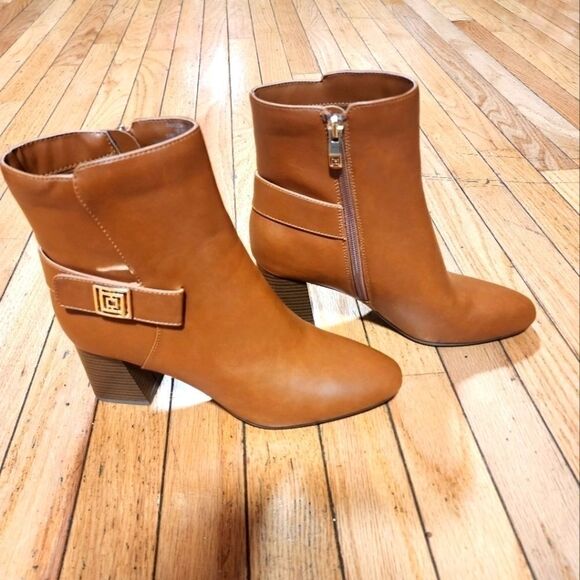 Liz Claiborne Womens Maycen Stacked Heel Booties - Picture 1 of 7